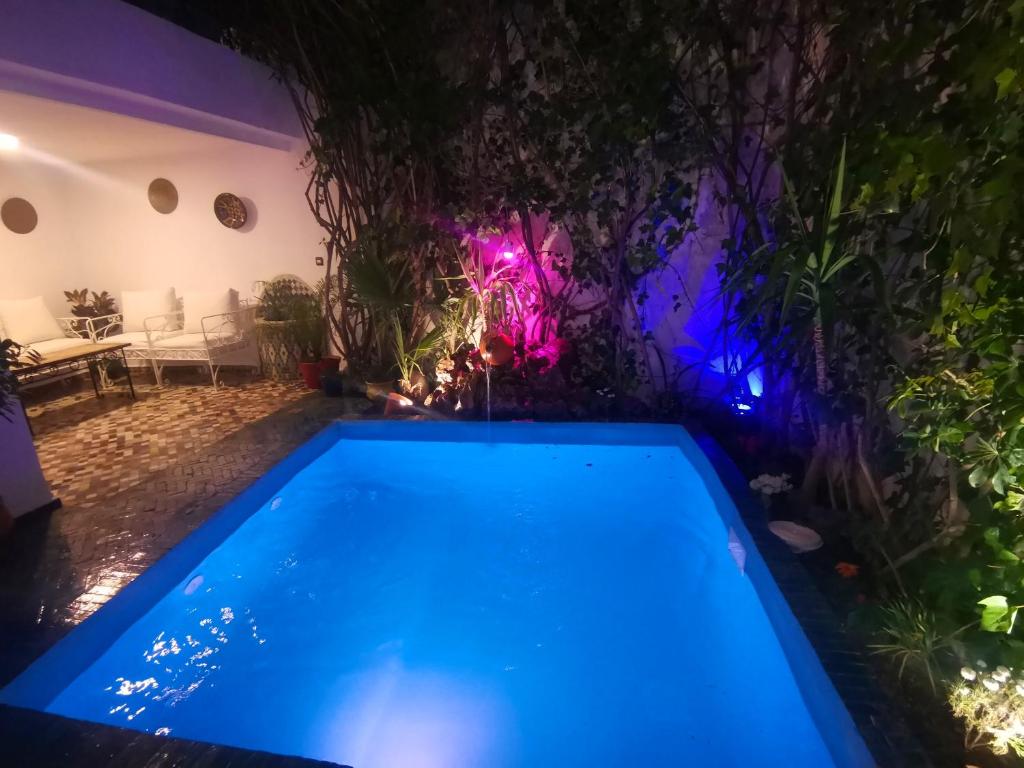 Spacious Apartment in Fès with Private Pool, 150 sqm