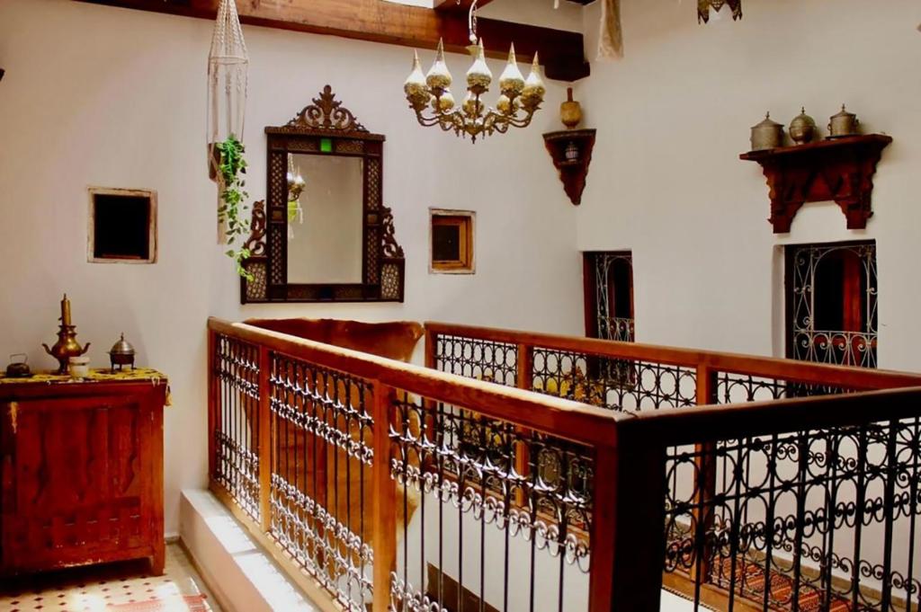DAR Naima